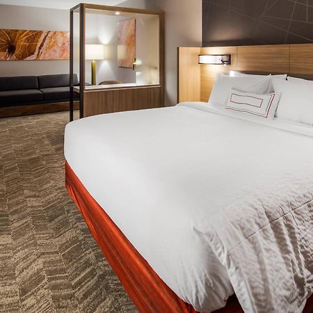 Springhill Suites By Marriott Чемберсберг Экстерьер фото