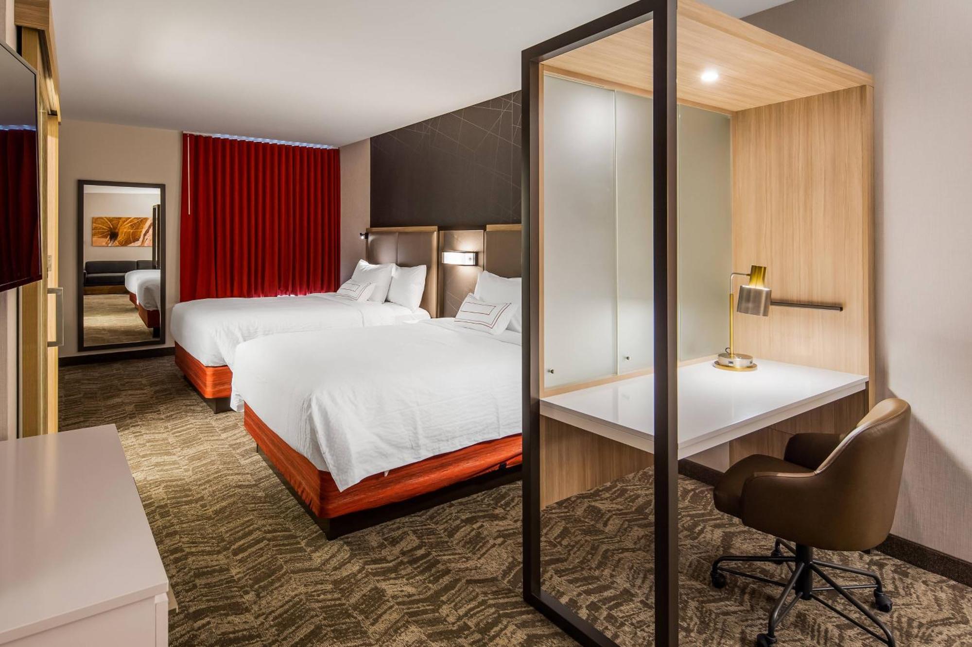 Springhill Suites By Marriott Чемберсберг Экстерьер фото